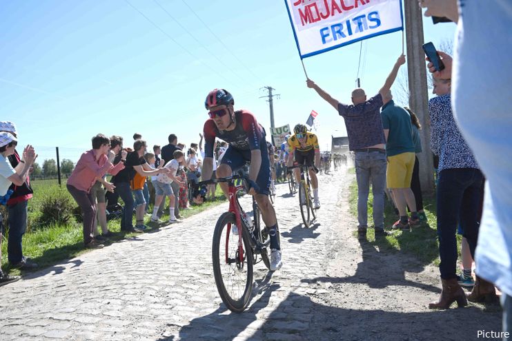 Dylan van Baarle to Jumbo Visma reported to be a done deal